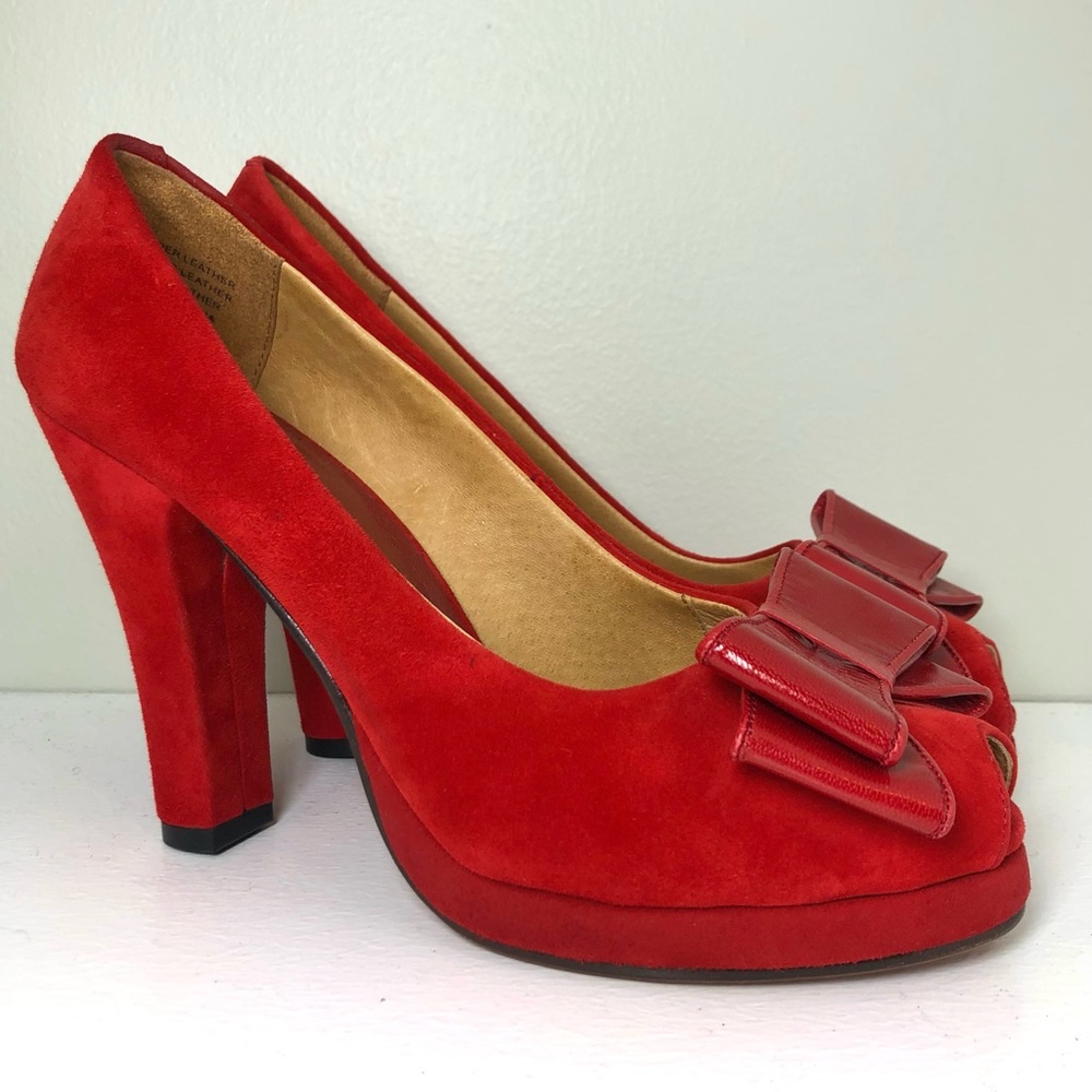 Remix Betty pinup peeptoe platform heels